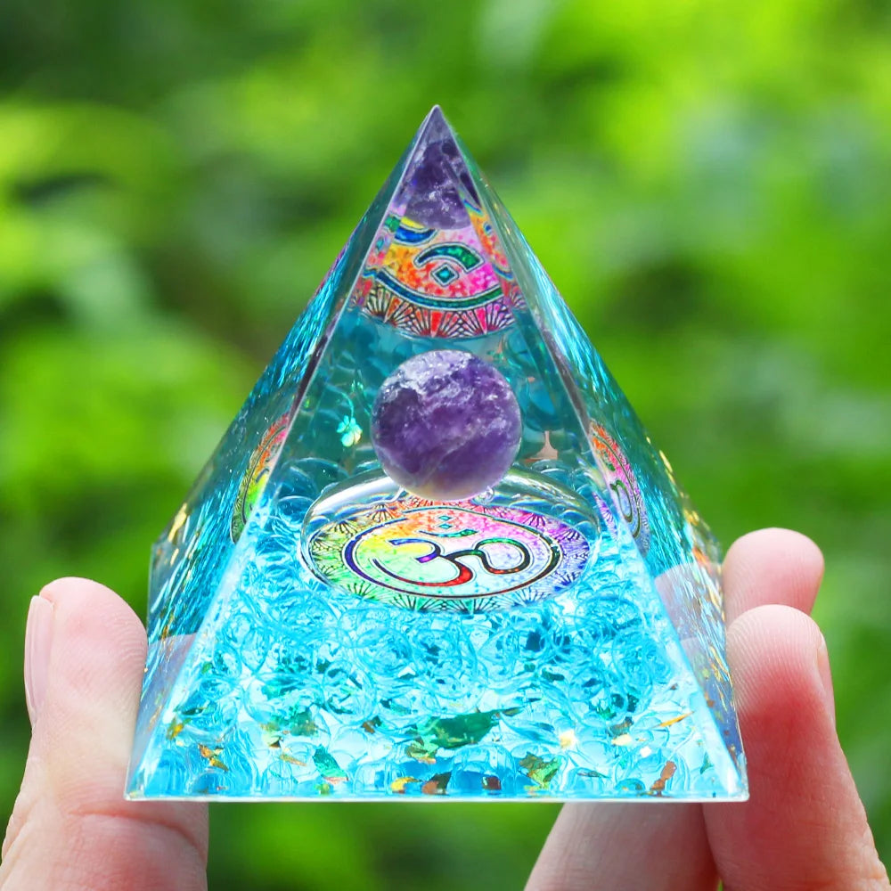 Natural Amethyst & Peridot Orgone Pyramid Energy Generator - Reiki Chakra Meditation Crystals Stone